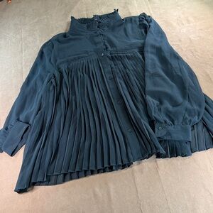 Banana Republic Deep Green Pleated Blouse